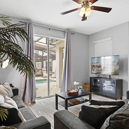 Spacious 4Br Townhome With Pool At Storey Lake
